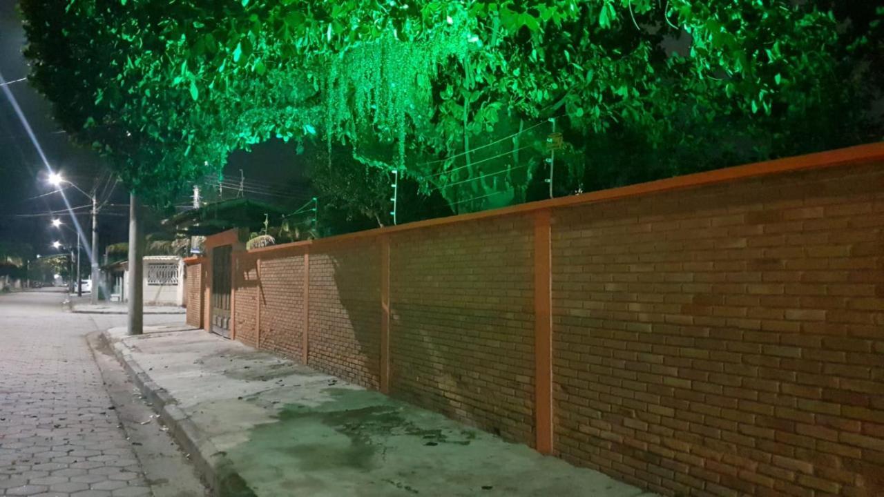 Hospedagem Economica Flor De Maria Caraguatatuba Kültér fotó